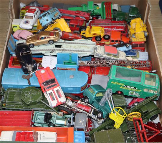 A Schuco 3000 clockwork telesteering car, a Dinky die cast Ferrari and a quantity of assorted die cast vehicles